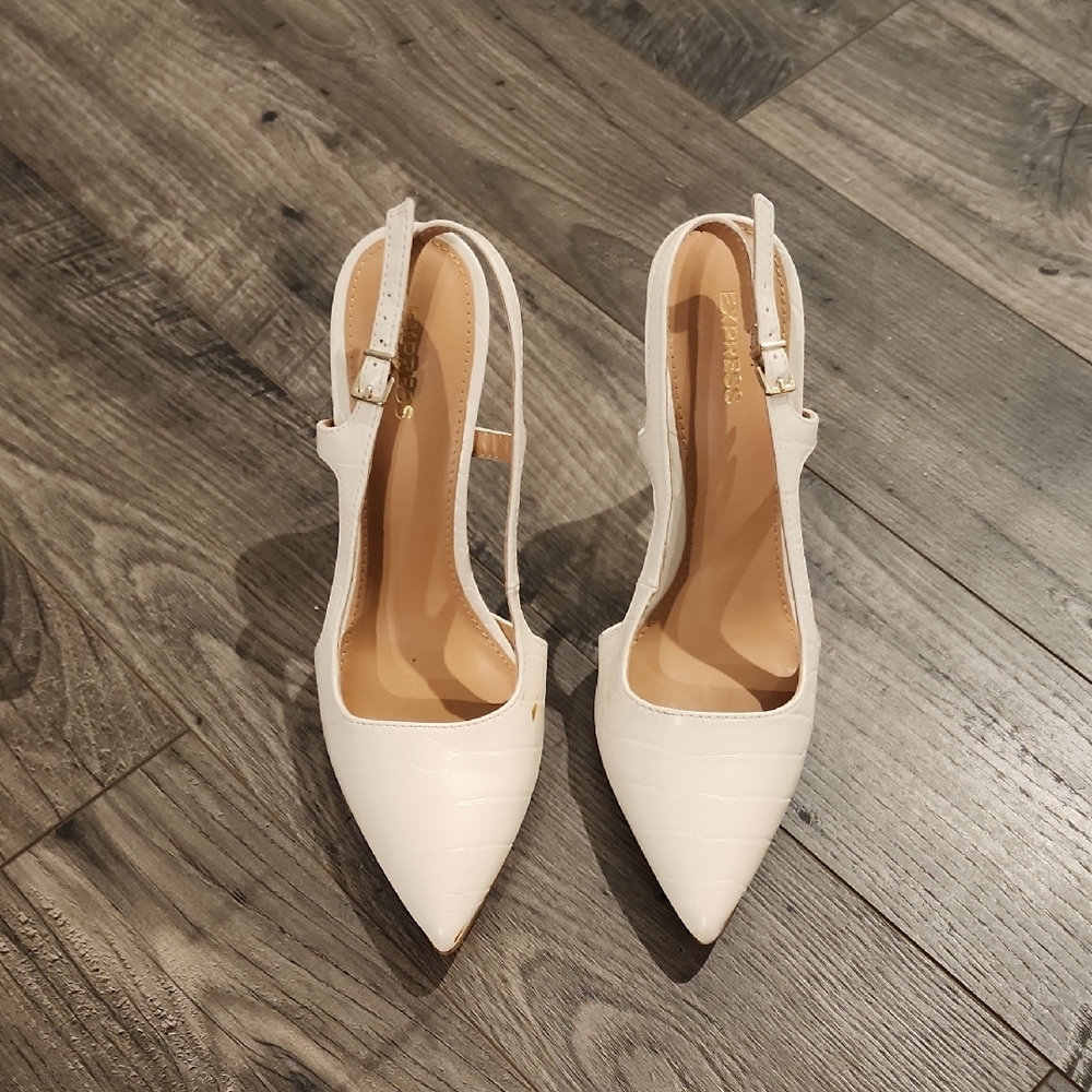 Express Heels